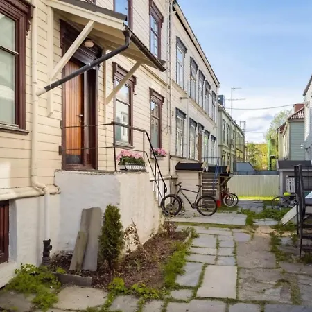 Trondheim-perle Med 2 Soverom Og Lun Stil Lejlighed Trondheim